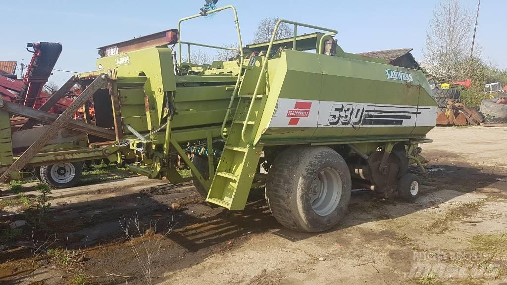 Fortschritt 530 Тюкові прес-підбирачі