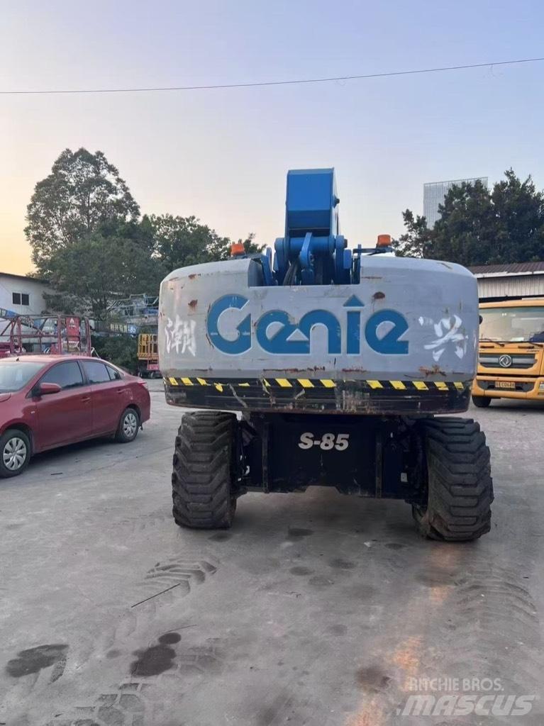 Genie S 85 Телескопічні підйомники