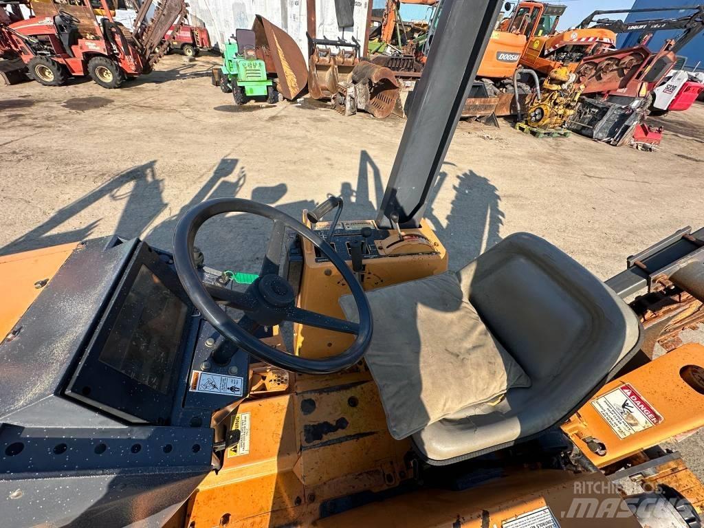 CASE 460 Канавокопачі