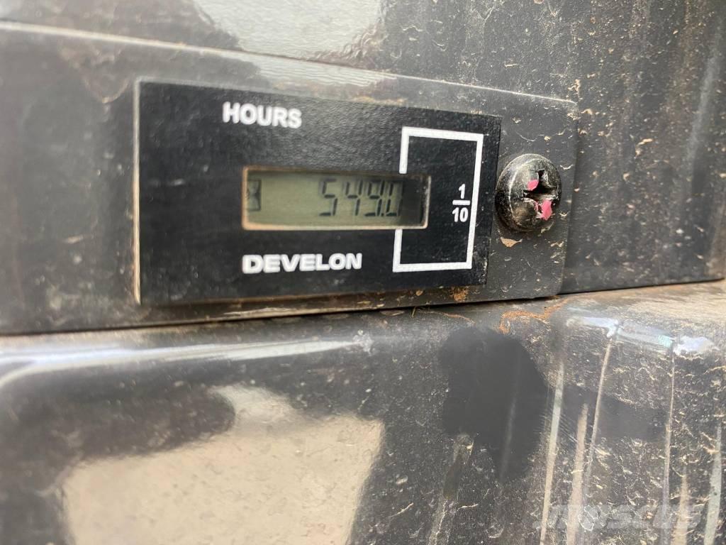 Develon DX 27 Z-7 Міні-екскаватори < 7т