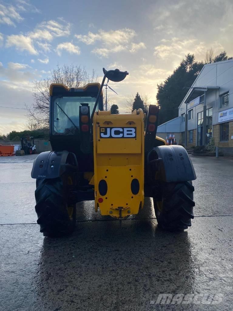 JCB 535-95 Телескопічні навантажувачі