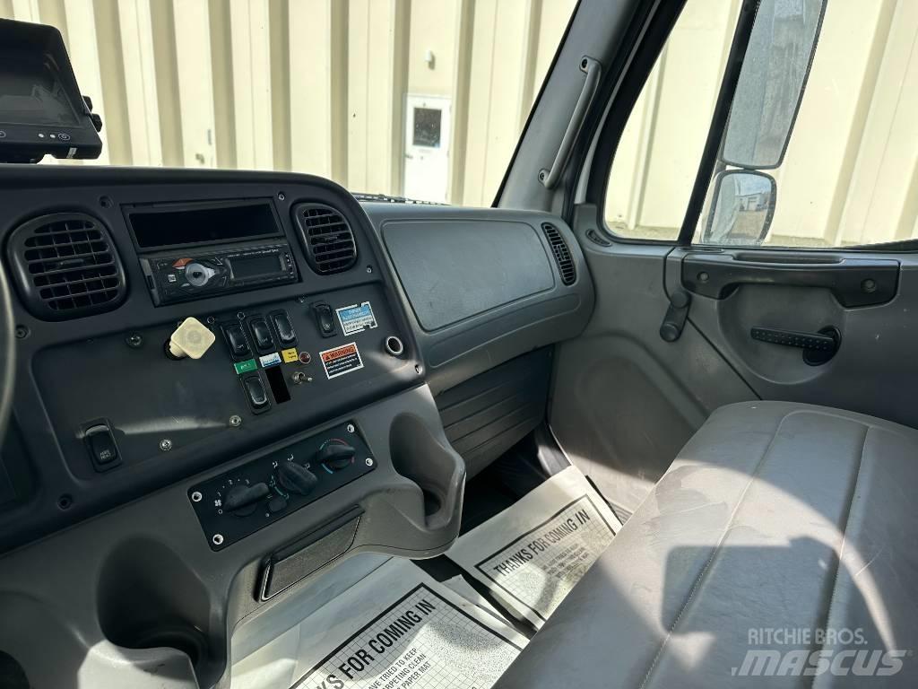 Freightliner M2 Сміттєвози