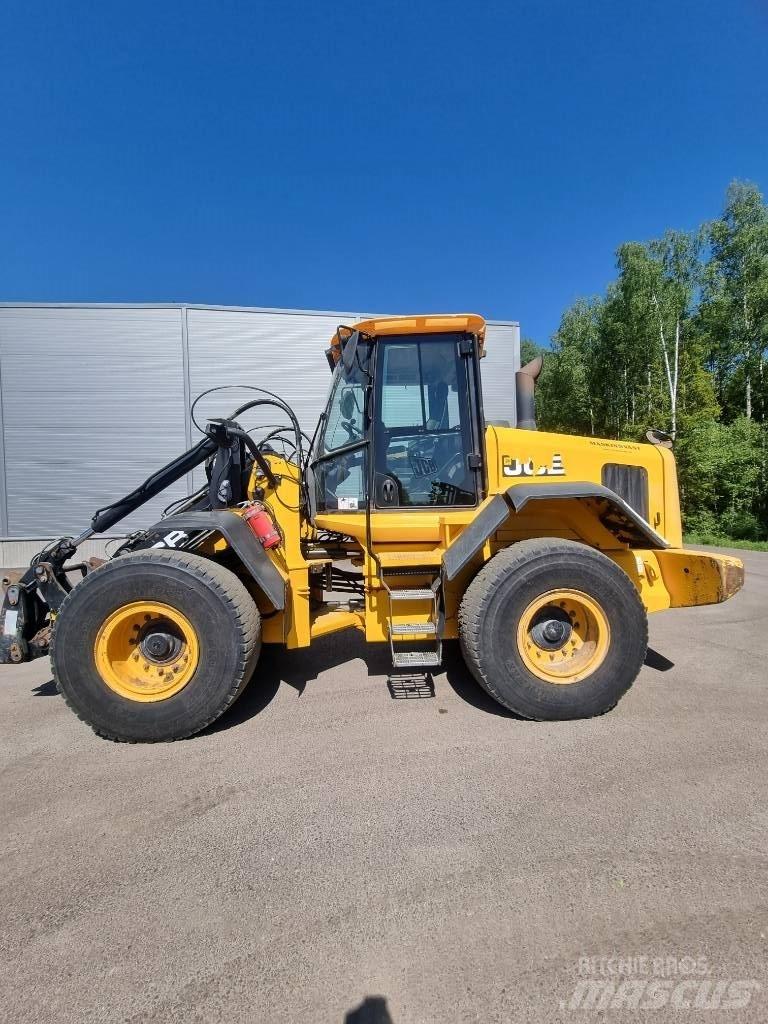 JCB 427 Фронтальні навантажувачі