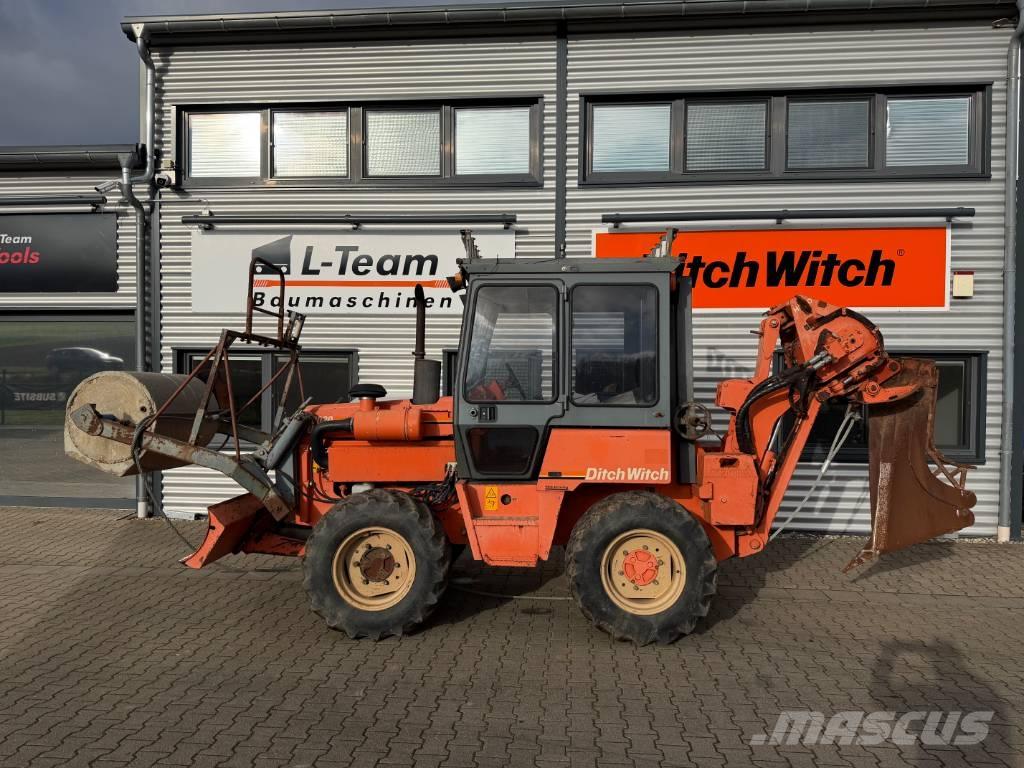 Ditch Witch 8020 T Канавокопачі