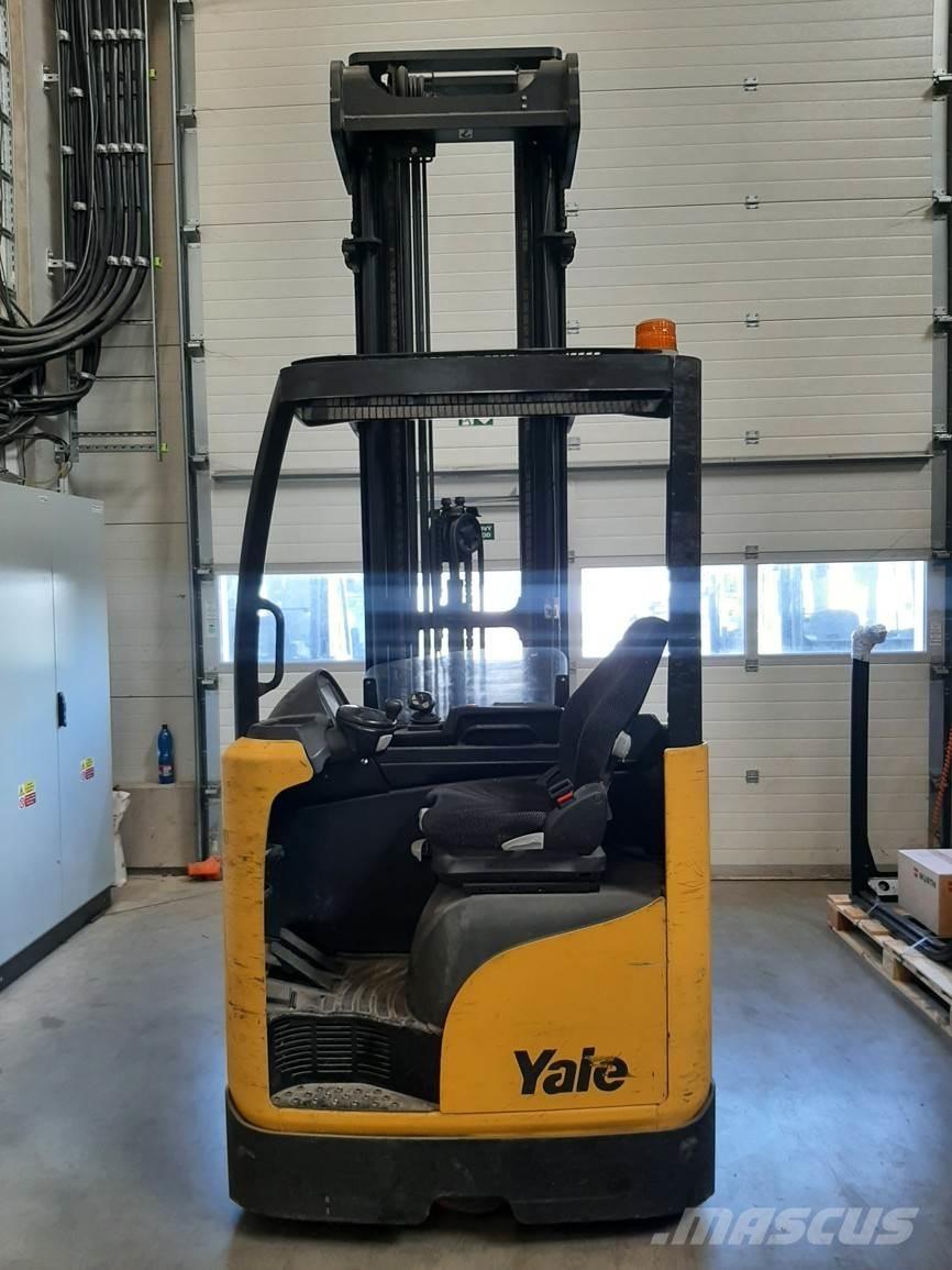 Yale MR14 Річ-трак із високим підйомом