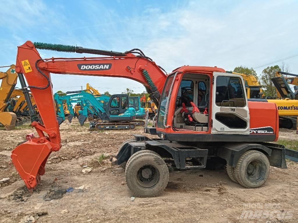 Doosan DH 150 W-7 Гусеничні екскаватори