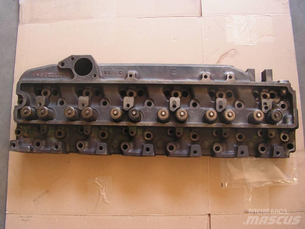 John Deere 6910 Двигуни