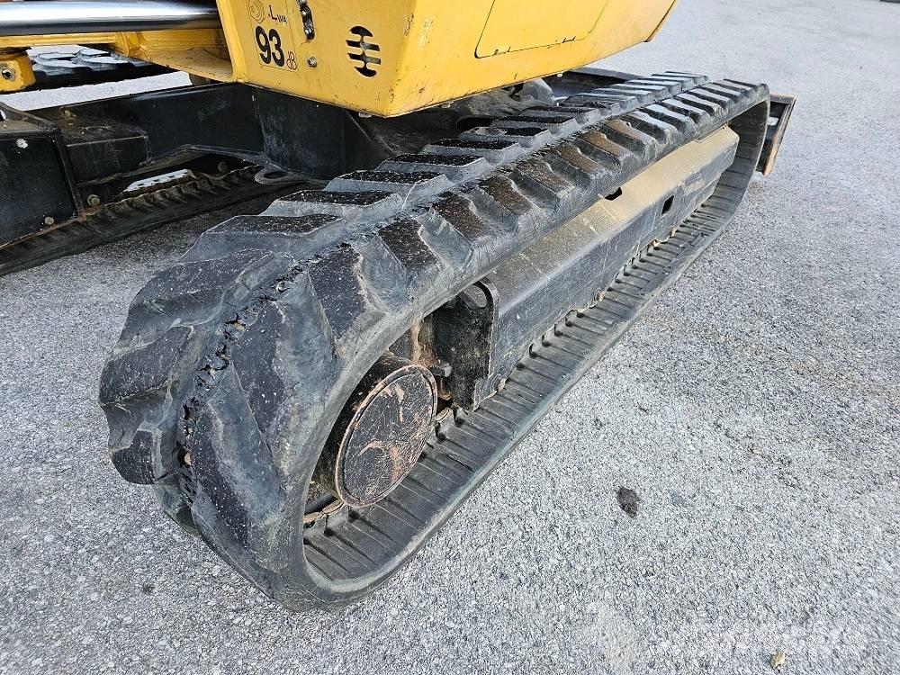 CAT 302.7 D CR Міні-екскаватори < 7т