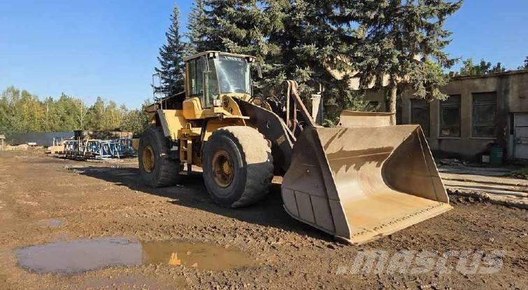 Volvo L 220 F Фронтальні навантажувачі