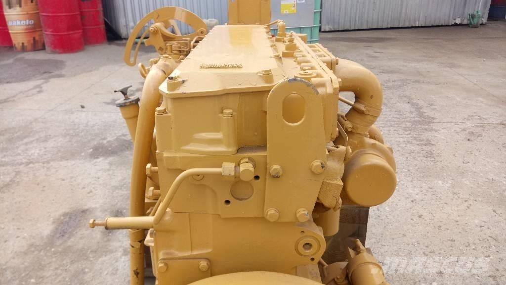CAT D 6 M Двигуни