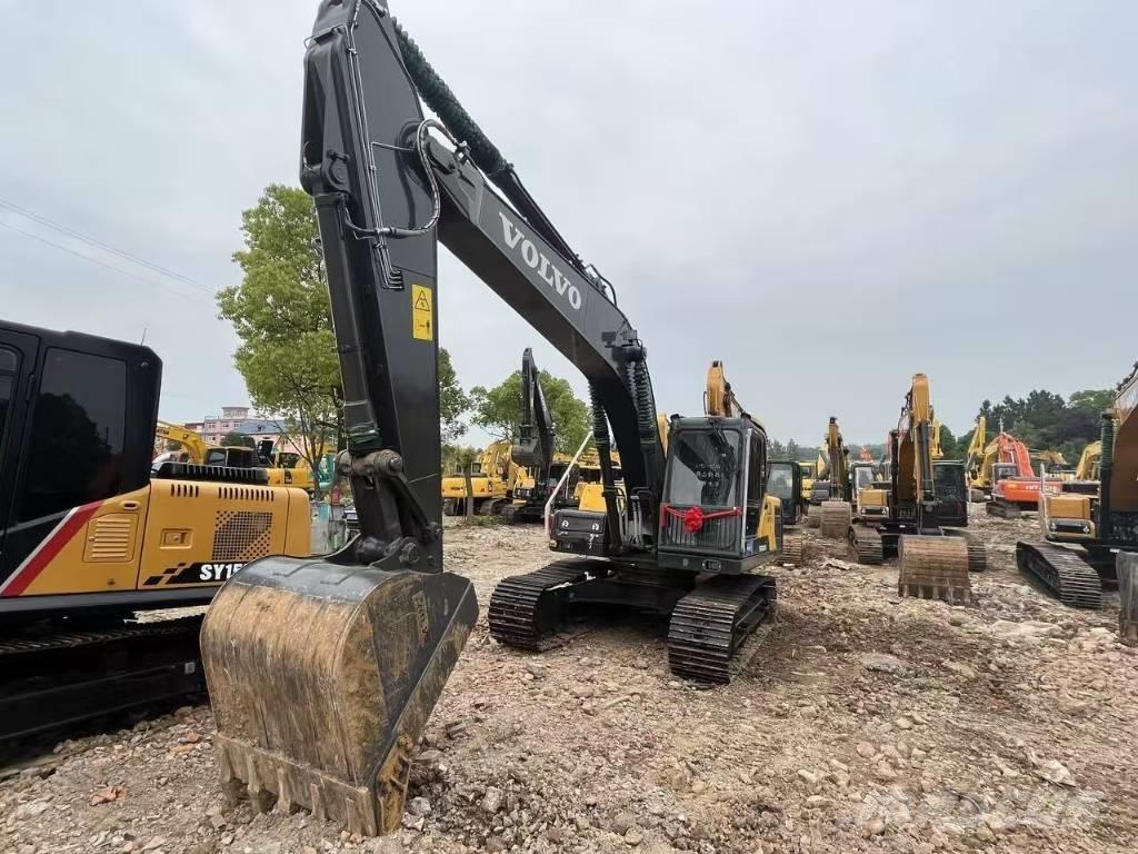 Volvo EC 210 Гусеничні екскаватори