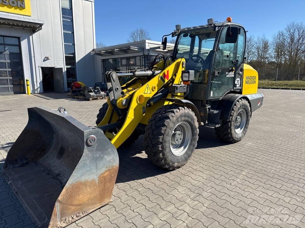 Wacker Neuson WL 70 Фронтальні навантажувачі