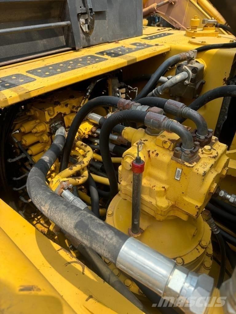 Komatsu PC 400-8 Гусеничні екскаватори