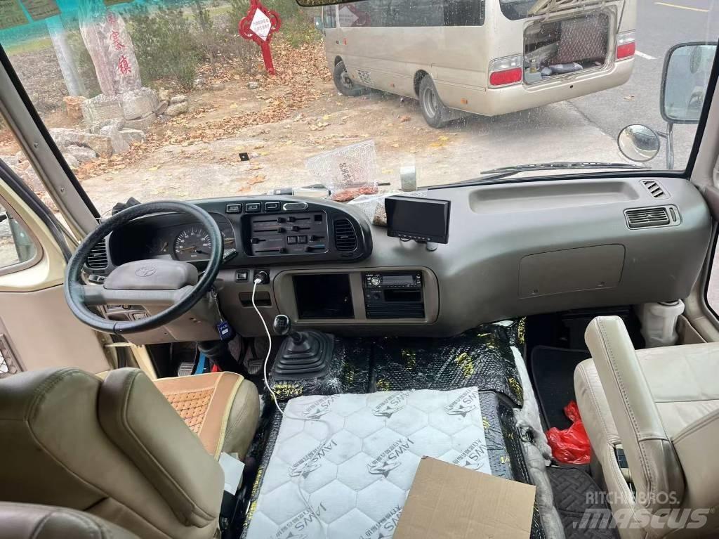 Toyota Coaster Міжміські автобуси