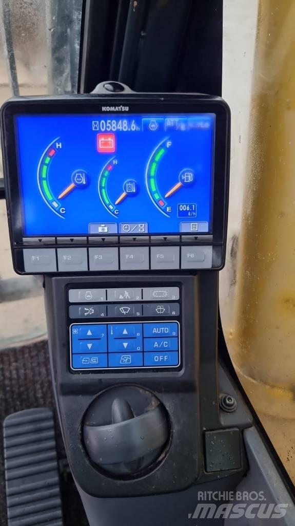 Komatsu PC 210 LC-10 Гусеничні екскаватори