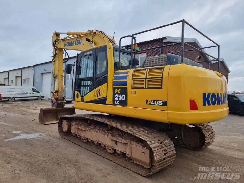 Komatsu PC 210 LC-10 Гусеничні екскаватори