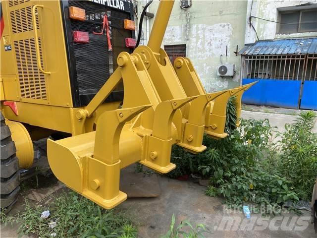 CAT 140 H Грейдери