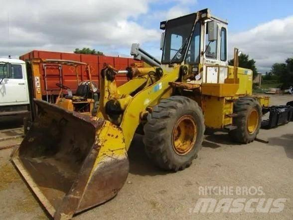 Kawasaki 65 Z III Фронтальні навантажувачі