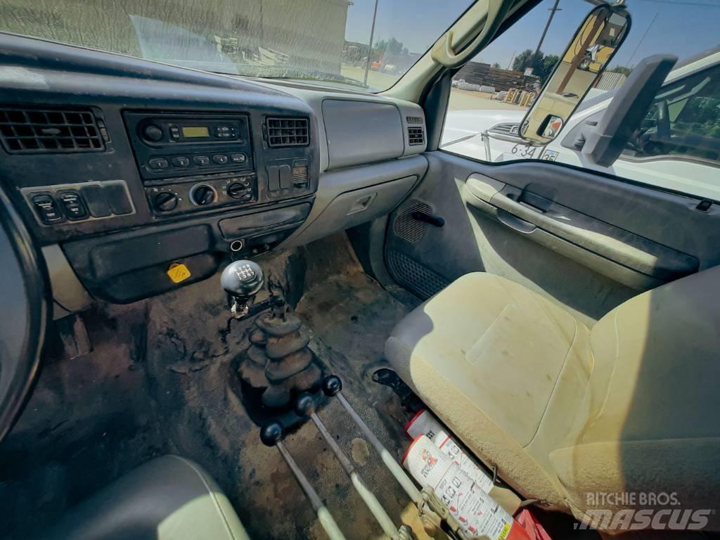Ford F 750 XL SD Поливальні машини