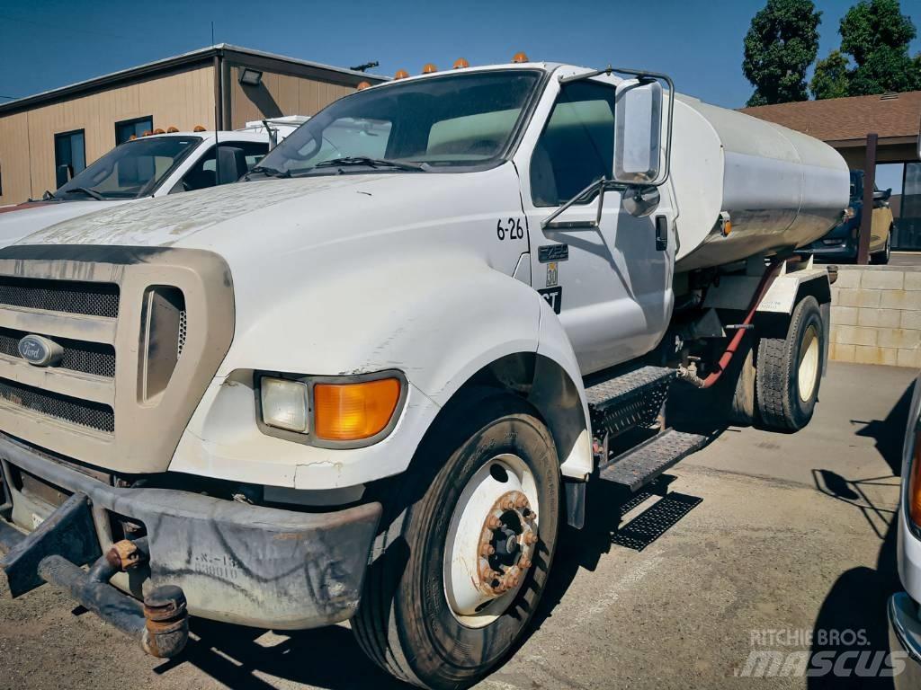 Ford F 750 XL SD Поливальні машини