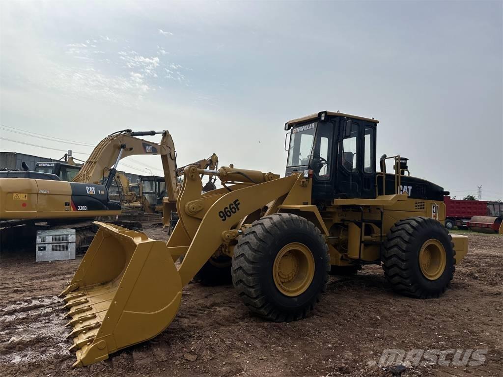 CAT 966F Фронтальні навантажувачі