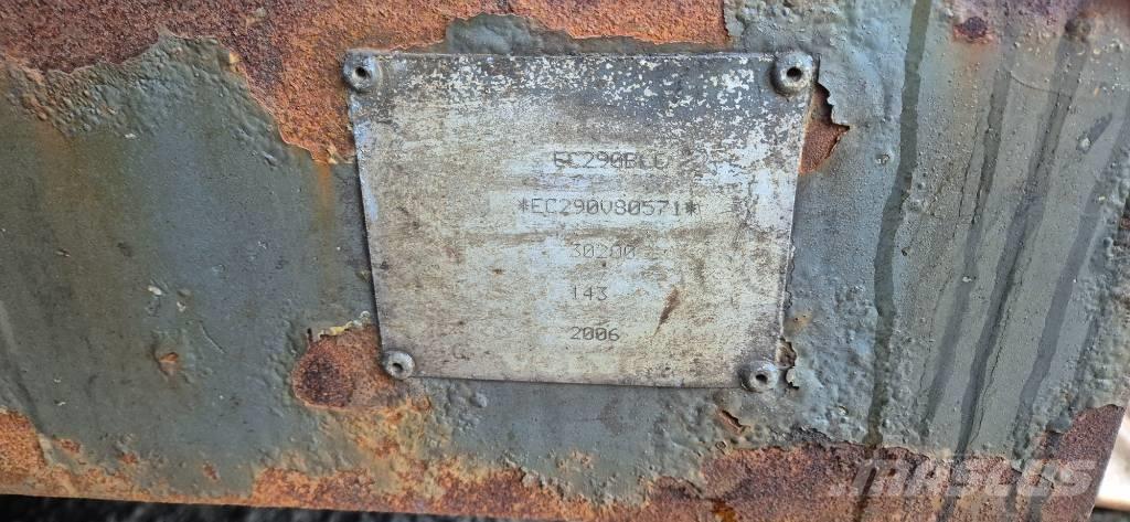 Volvo EC 290 B LC Гусеничні екскаватори