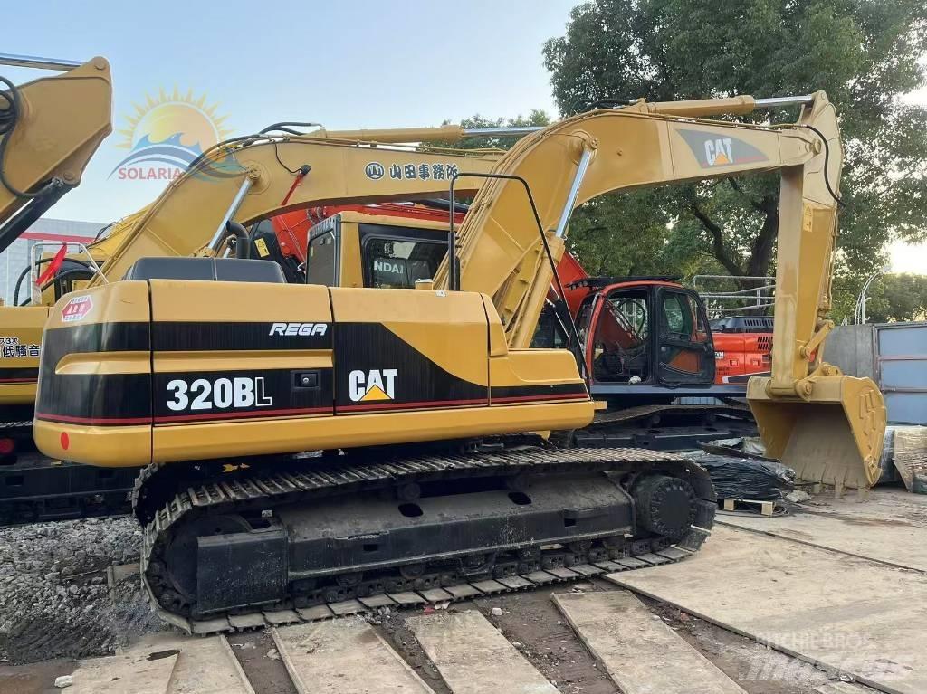CAT 320 B L Гусеничні екскаватори