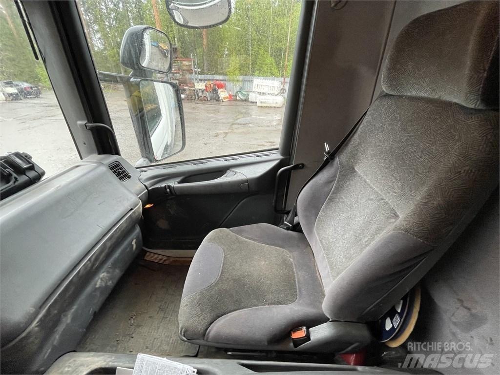 Scania 94 D 260 Фургони