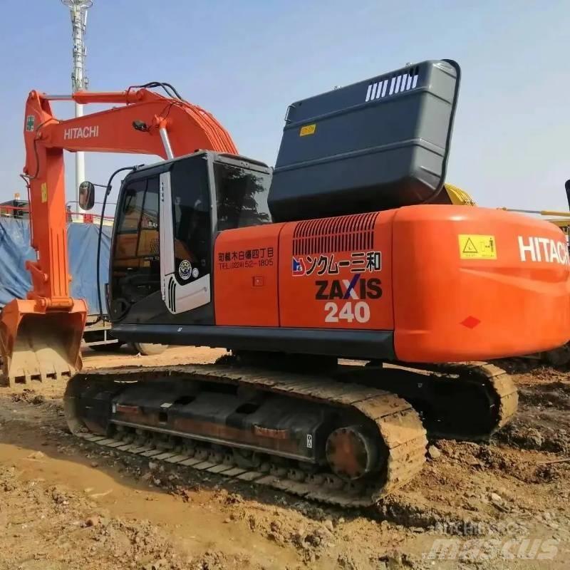 Hitachi ZX 240 Гусеничні екскаватори