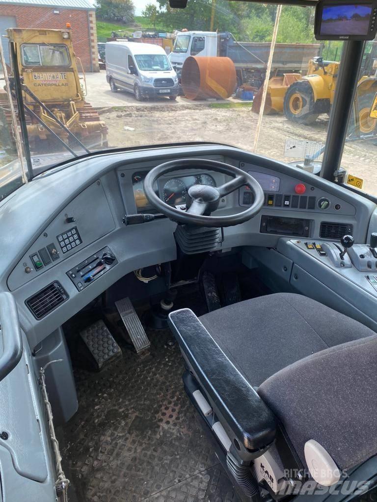 Volvo A 30 D Зчленовані самоскиди