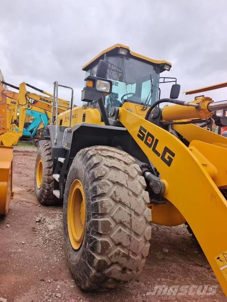 SDLG L 956 F Фронтальні навантажувачі