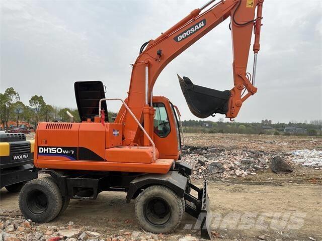Doosan DH150W Колісні екскаватори