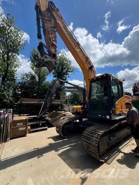 Hyundai HX 160 Гусеничні екскаватори