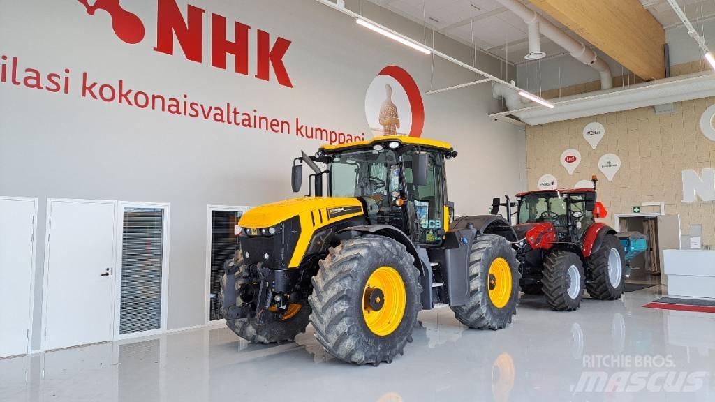 JCB Fastrac 4220 Трактори