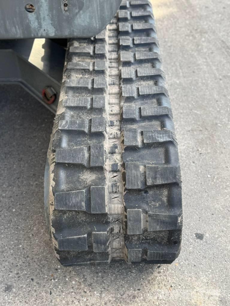 Neuson 75 Z 3 Середні екскаватори 7т. - 12т.