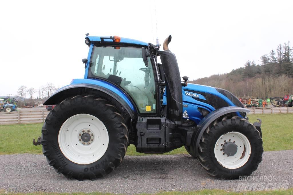 Valtra T174 Tractor Лісогосподарські трактори