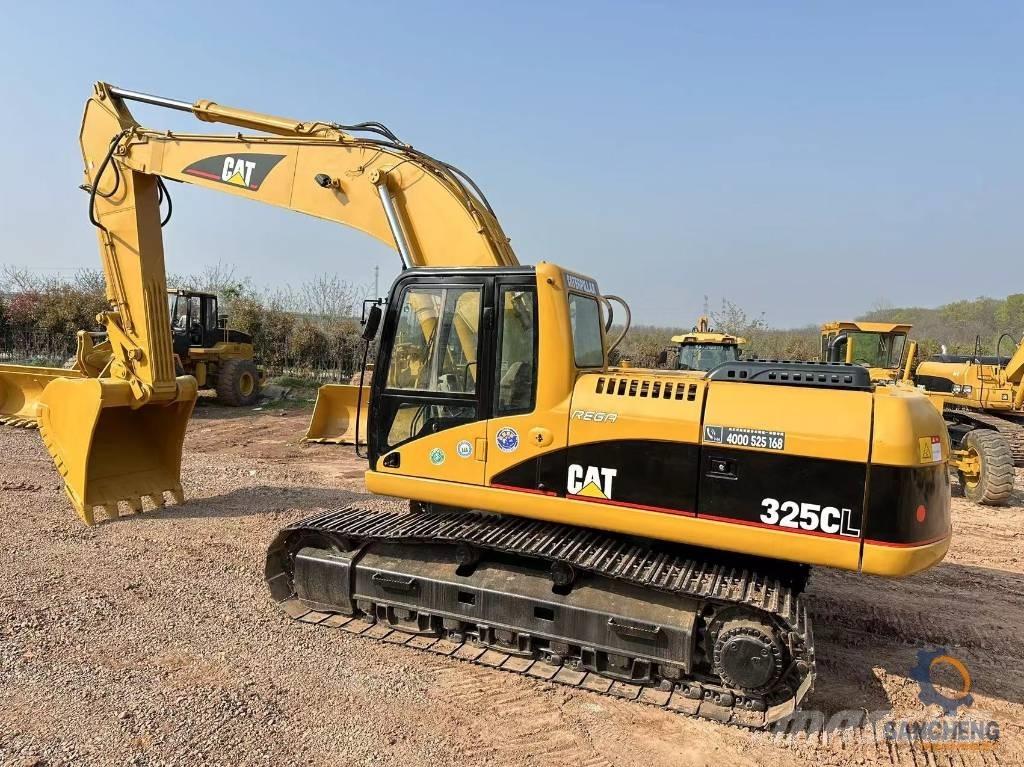 CAT 325 CL Гусеничні екскаватори