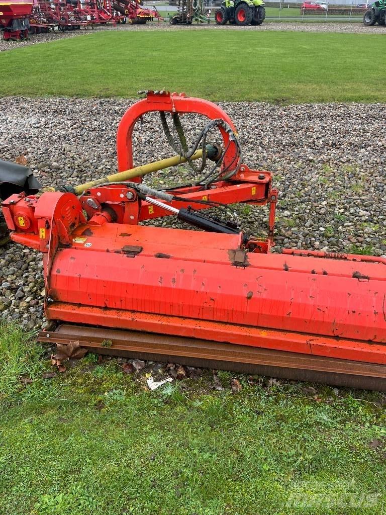 Maschio Giraffa 210 Газонні і лукові косилки