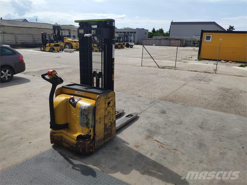 Yale MS16 AC Самохідні електроштабелери