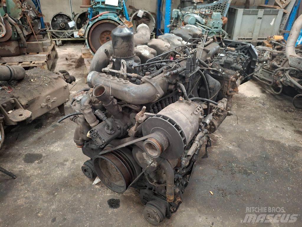 Renault 6 CILINDER Двигуни