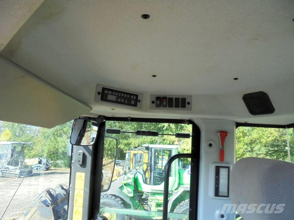 Hitachi ZW 310-6 Фронтальні навантажувачі