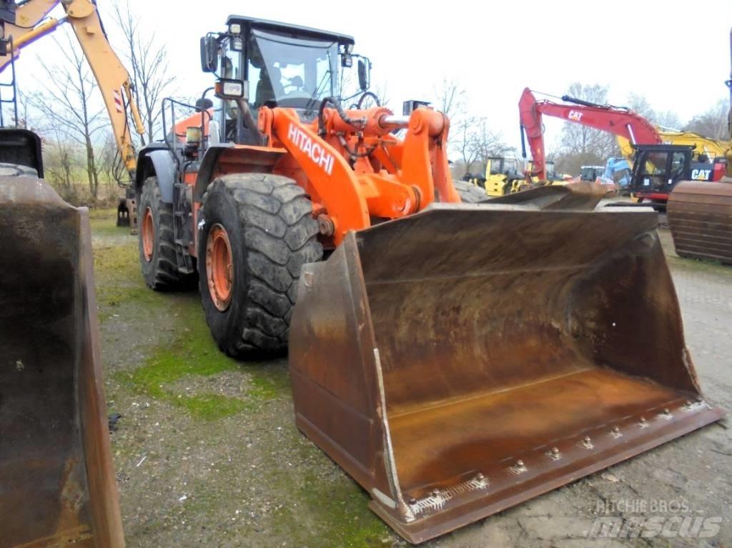 Hitachi ZW 310-6 Фронтальні навантажувачі