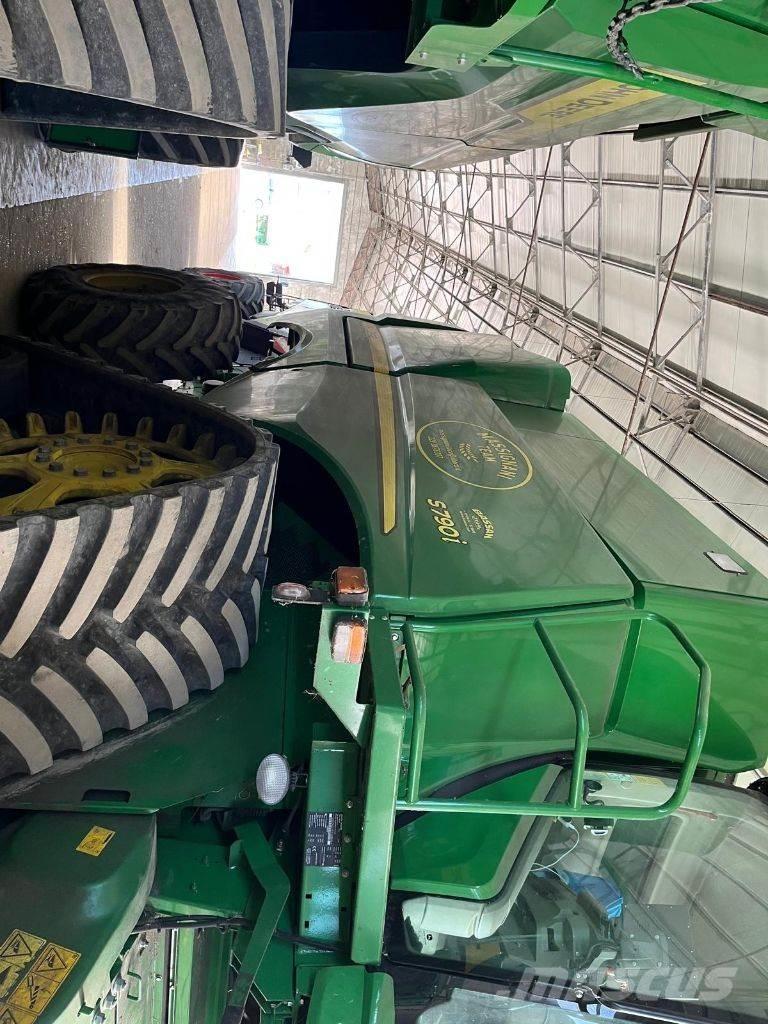 John Deere S790 i Зернозбиральні комбайни