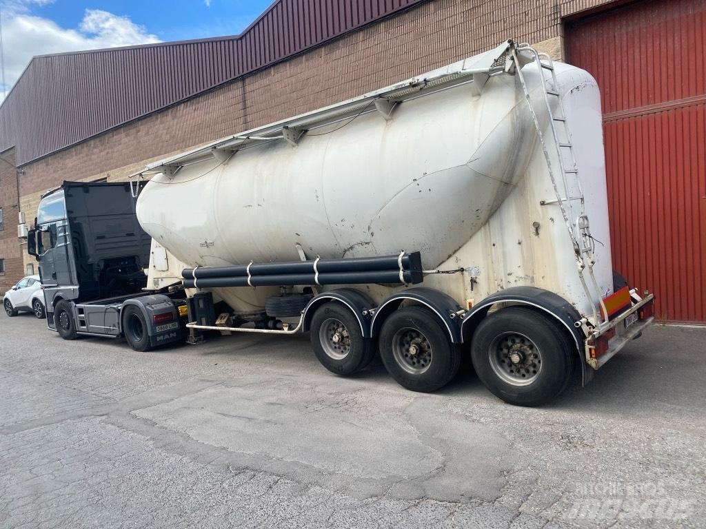 Spitzer SF2439PI Напівпричепи-автоцистерни