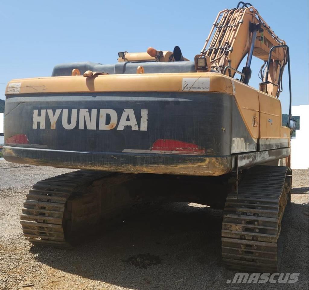 Hyundai Robex 300 LC Гусеничні екскаватори