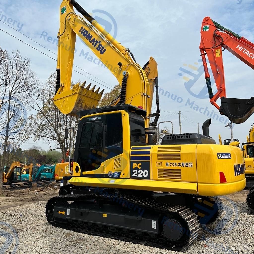 Komatsu PC 220-8 Гусеничні екскаватори