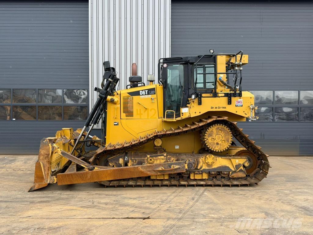 CAT D6T LGP Гусеничні бульдозери