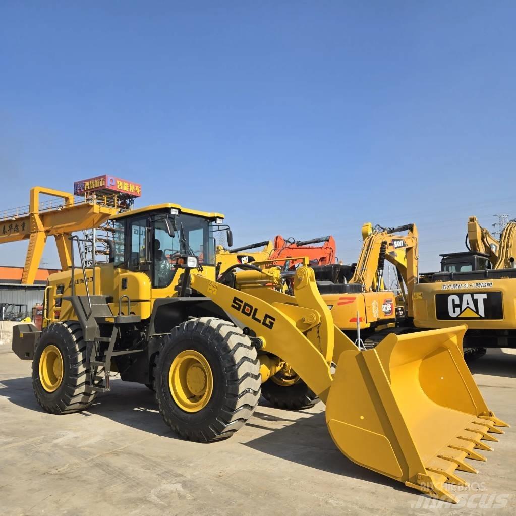 SDLG LG 956 F Фронтальні навантажувачі