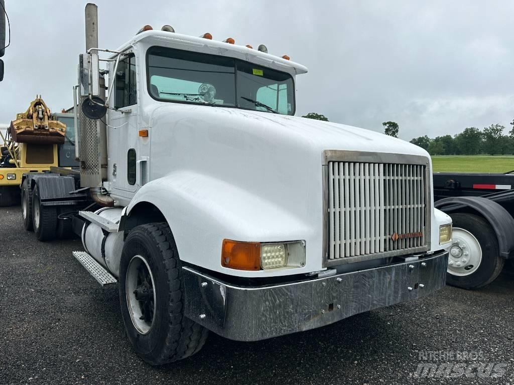 International 9400 Сміттєвози