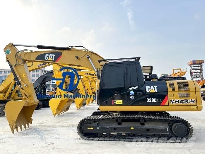 CAT 320 D2L Гусеничні екскаватори